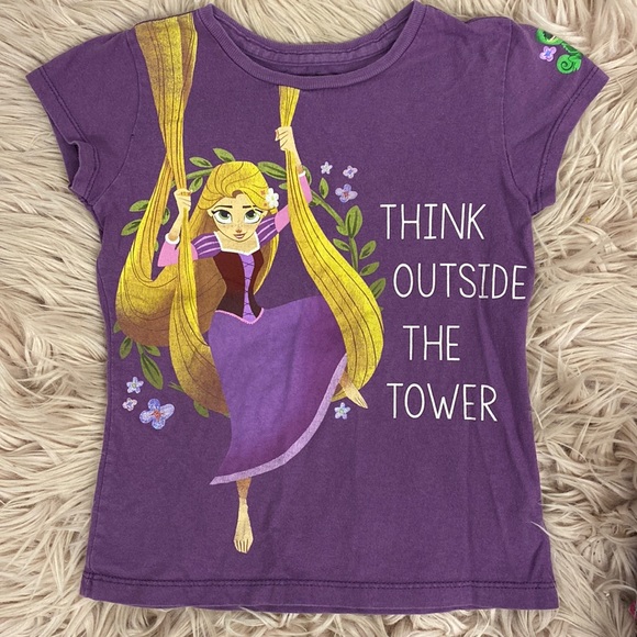 Tangled Tee - Picture 1 of 6